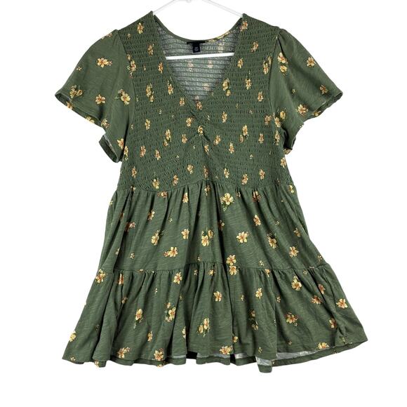 torrid Tops - Torrid Tiered Top Women's 00 M/L Smocked Flattering Floral Cottage Forest Fairy